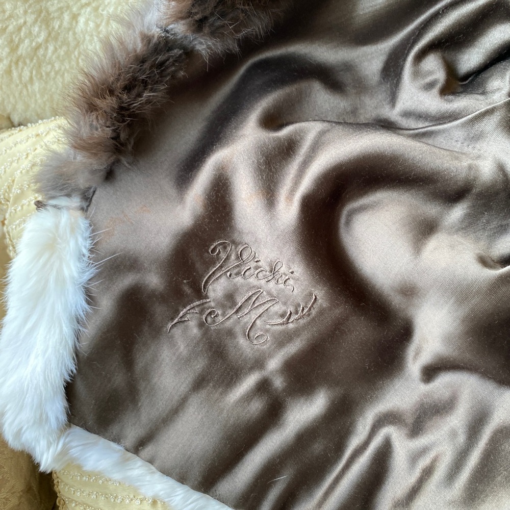 Gorgeous Vintage Rabbit Jacket - Picture 6 of 13